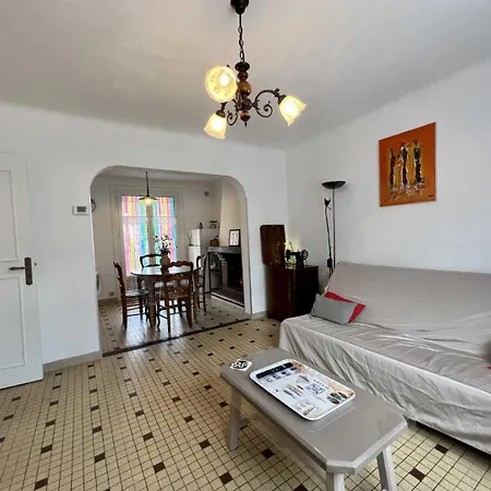 Holiday home La Sapinette